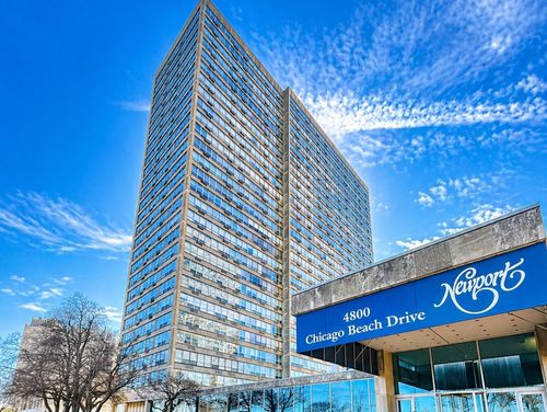 2006s-4800 S Chicago Beach Dr, Chicago, IL, 60615-7028 | Card Image