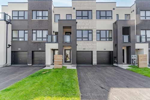 4886 Valera Rd, Burlington, ON, L7M2A9 | Card Image