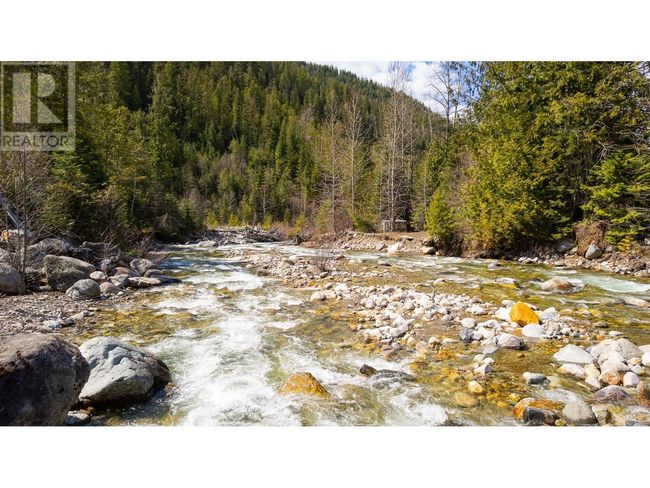 DL 10612 Highway 3, Home with 0 bedrooms, 0 bathrooms and null parking in Salmo BC | Image 5