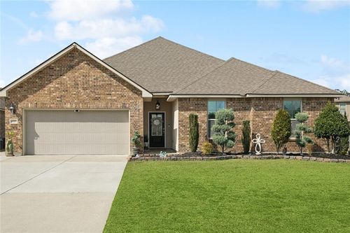 40207 Sedgwick Ln, Ponchatoula, LA, 70454-4012 | Card Image