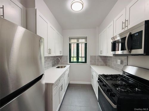 3c-1705 Purdy St, Bronx, NY, 10462-6357 | Card Image