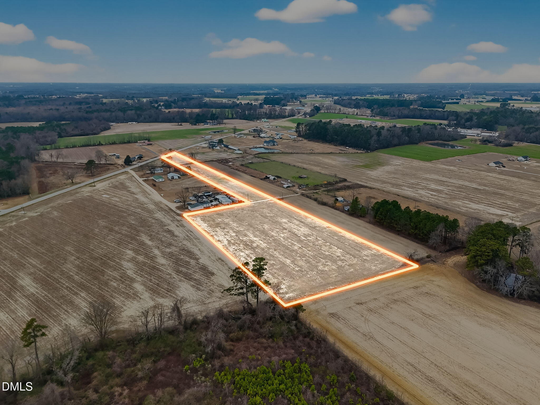 Land in Dunn 4