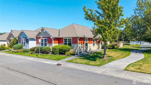 1258 Sw Xavier Dr, Oak Harbor, WA, 98277-7142 | Card Image