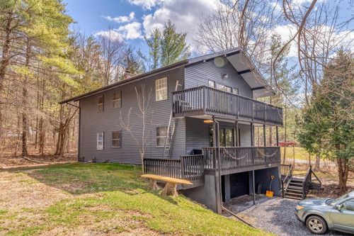 2 Mountain Valley Rd, Boiceville, NY, 12412-5217 | Card Image