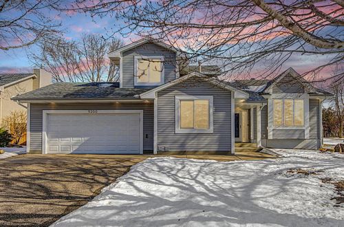 9200 Lakeside Trl, Champlin, MN, 55316-2609 | Card Image