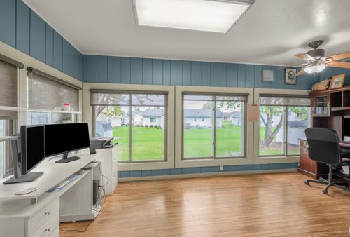 631 David Ave, Hamburg, MN, 55339-9441 | Card Image