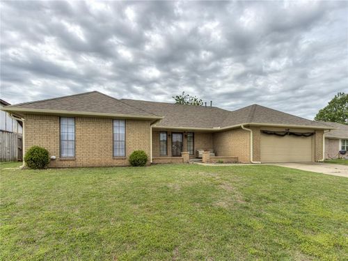 32 Corona Drive, Oklahoma City, OK, 73149 | Card Image