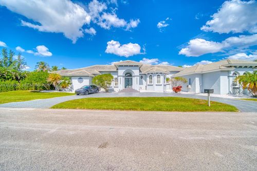 901 Nw 122nd Avenue, Plantation, FL, 33325 | Card Image