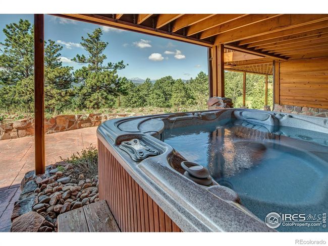 319 S Peak Rd, House other with 4 bedrooms, 4 bathrooms and 3 parking in Boulder CO | Image 33