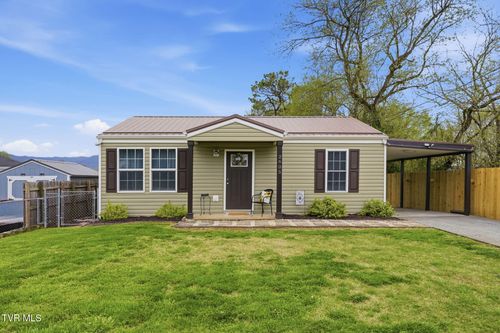 2605 Gray St, Johnson City, TN, 37604-5142 | Card Image