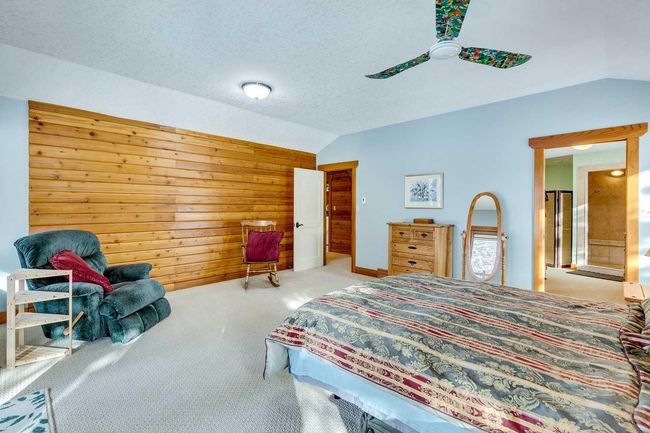 100 Saddle Road, House other with 3 bedrooms, 3 bathrooms and null parking in Bragg Creek AB | Image 20