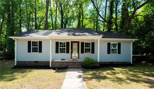 308 Hicksford Ave, Emporia, VA, 23847-2129 | Card Image
