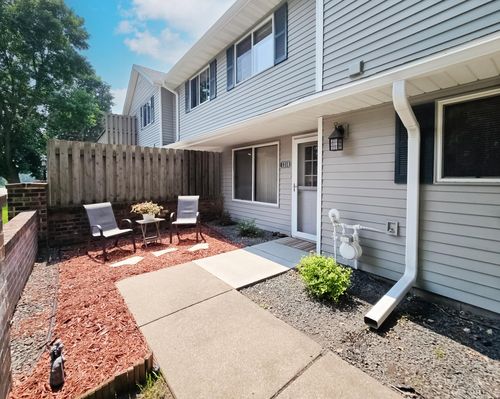 1310 Hilo Ave N, Saint Paul, MN, 55128-6006 | Card Image