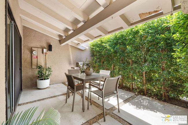 3708 E Bogert Trl, Condo with 2 bedrooms, 3 bathrooms and 2 parking in Palm Springs CA | Image 38