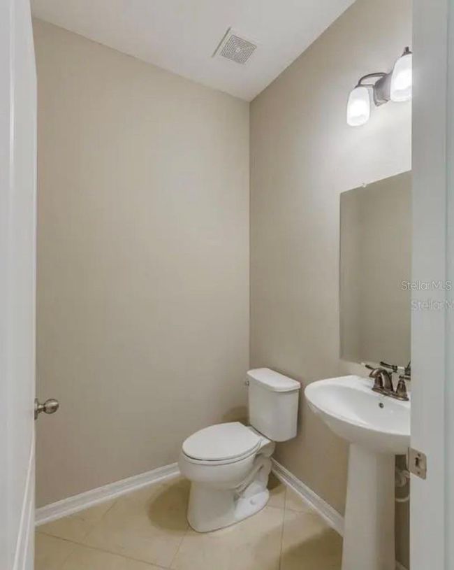 17241 Martinique Court, Sold in Clermont Zoocasa