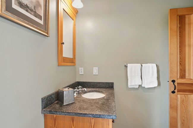 18 Spruce Gate Rd, House other with 5 bedrooms, 4 bathrooms and null parking in Chilmark MA | Image 28