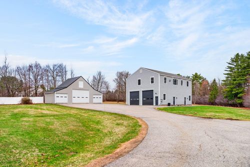 34 Maurice Way, Cumberland, ME, 04021 | Card Image