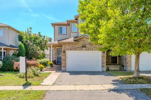 192 Severn Dr, Guelph, ON, N1E0A1 | Card Image