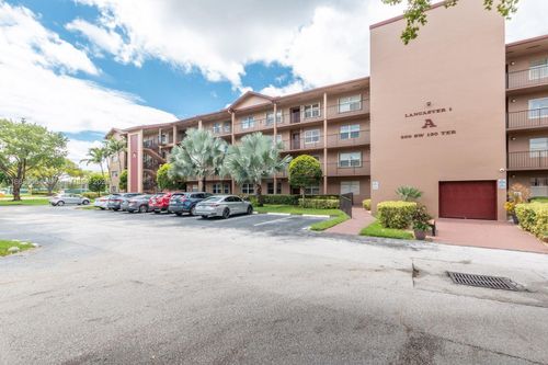 apt-407a-500 Sw 130th Ter, Pembroke Pines, FL, 33027-4051 | Card Image