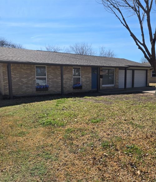 417 Lena Ln, Burleson, TX, 76028-5316 | Card Image