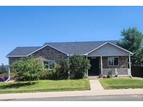 193 W Dogwood St, Milliken, CO, 80543-8052 | Card Image