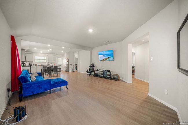 31646 Untrodden Way, House other with 4 bedrooms, 2 bathrooms and null parking in Bulverde TX | Image 6