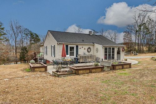 265 Fuller Mill Rd N, Trinity, NC, 27370-7037 | Card Image