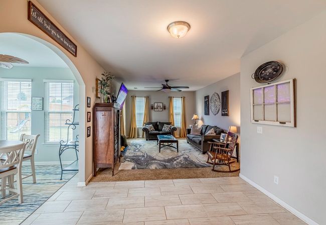 208 Castleton Cir, House other with 3 bedrooms, 3 bathrooms and null parking in Boiling Springs SC | Image 16