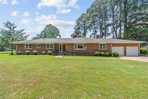 415 Robin Rd, Portsmouth, VA, 23701-1039 | Card Image
