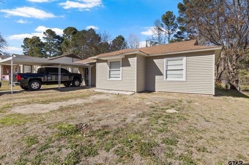 414 Lindsey St, Daingerfield, TX, 75638-2136 | Card Image