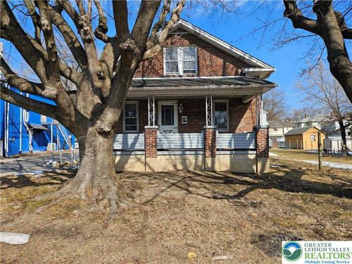 221 E Prospect St, Nazareth, PA, 18064-2929 | Card Image