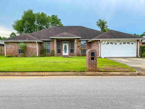 9121 Sebring Dr, Pensacola, FL, 32506-9754 | Card Image