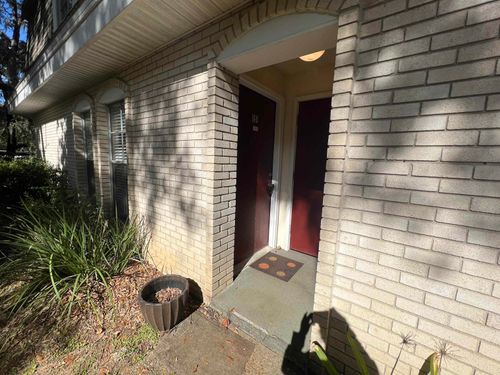 151-2020 Continental Ave, TALLAHASSEE, FL, 32304-1706 | Card Image