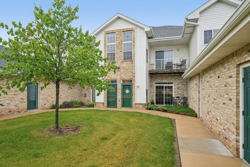 4237 Taylor Hbr W, Mount Pleasant, WI, 53403-9477 | Card Image