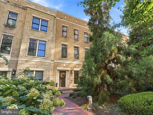 1518 16th Ct N, ARLINGTON, VA, 22209-4104 | Card Image