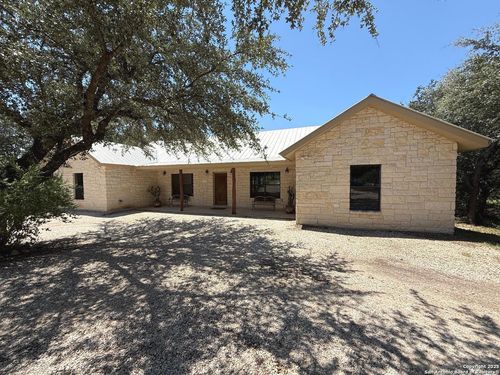 84 Mountain Laurel Ln, Concan, TX, 78838 | Card Image