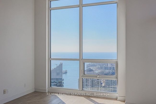 PH2 - 2220 Lake Shore Blvd W, Condo with 2 bedrooms, 2 bathrooms and 1 parking in Etobicoke ON | Image 8