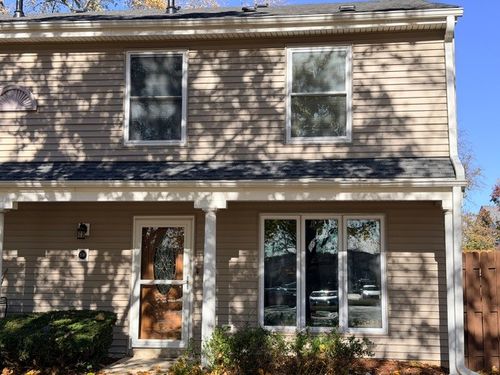 6W Fernwood Dr, Bolingbrook, IL, 60440-2917 | Card Image