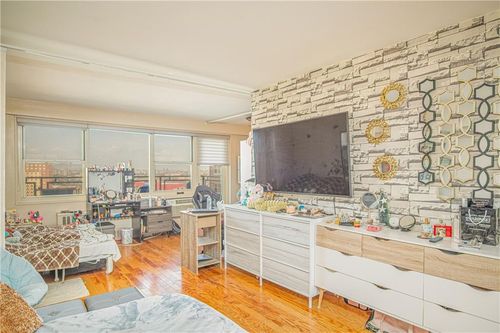 apt-18s-2944 W 5th St, Brooklyn, NY, 11224-3851 | Card Image