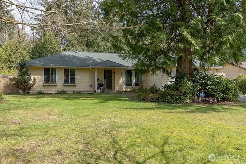 7455 Glacier Ridge Pl Se, Port Orchard, WA, 98367-9043 | Card Image