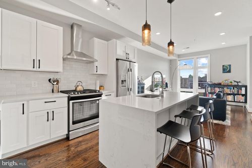 4-3525 14th St Nw, WASHINGTON, DC, 20010-1379 | Card Image