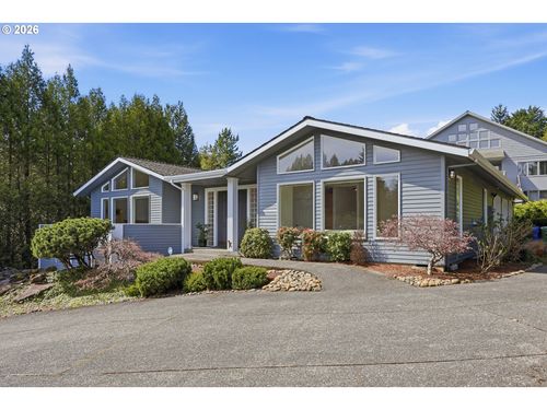 1611 Sw Dickinson Ln, Portland, OR, 97219-9613 | Card Image