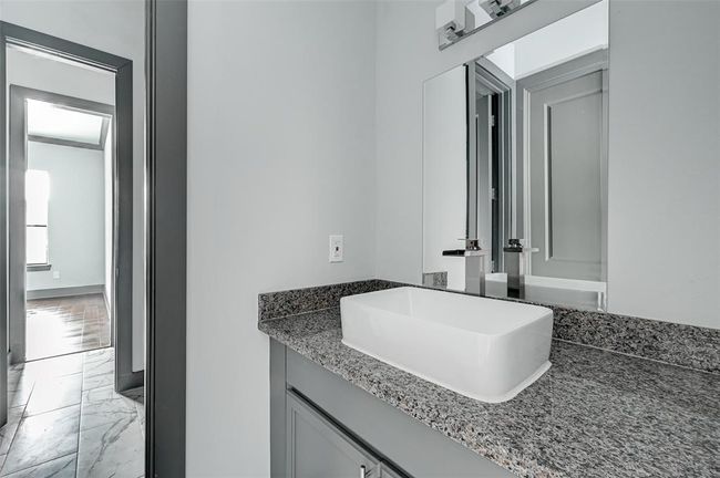 3954 Charleston St, House other with 4 bedrooms, 5 bathrooms and null parking in Houston TX | Image 28