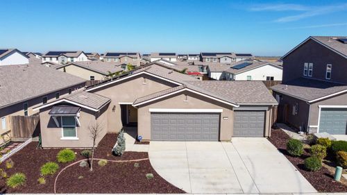 2272 Owens Court, Los Banos, CA, 93635 | Card Image