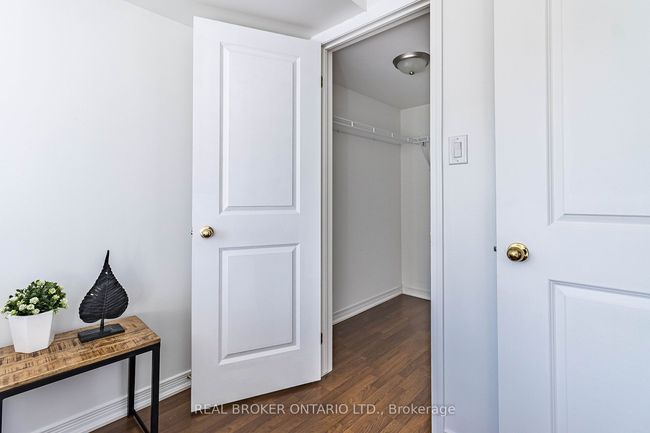 907 - 9 George St N, Condo with 2 bedrooms, 1 bathrooms and null parking in Brampton ON | Image 21