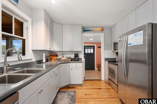 300 S Virginia Dare Trl, House other with 4 bedrooms, 2 bathrooms and null parking in Kill Devil Hills NC | Image 14