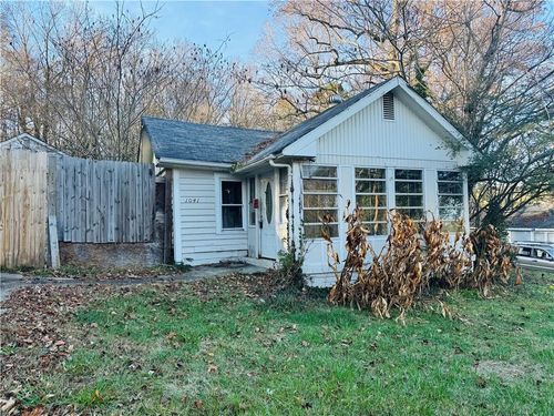 1041 S Harrison Rd, Stone Mountain, GA, 30088 | Card Image