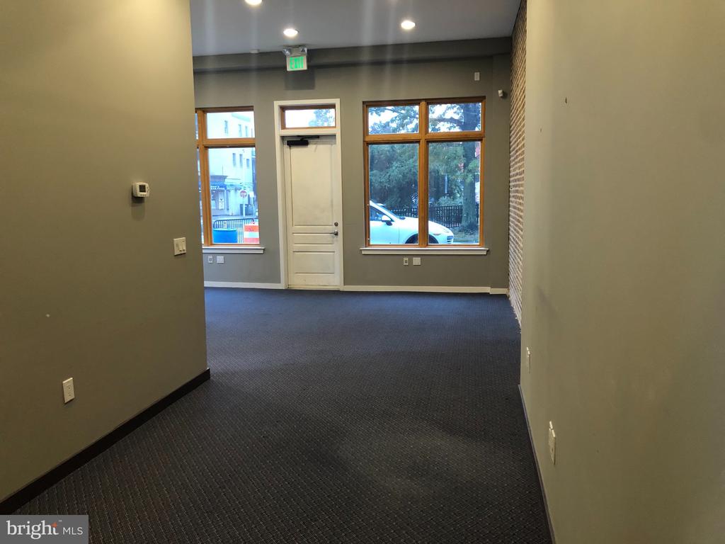 Commercial Lease in BALTIMORE 2