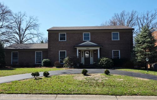 8802 Nottingham Pkwy, Louisville, KY, 40222-5272 | Card Image