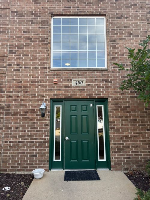 apt-2d-400 Cunat Blvd, Richmond, IL, 60071-8910 | Card Image